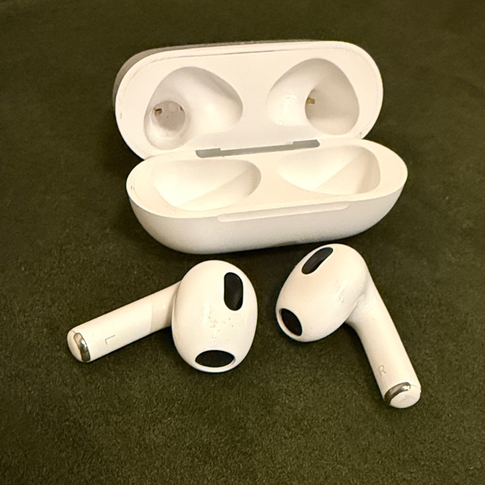 AirPods 3rd Generation (possibly fake, priced accordingly)